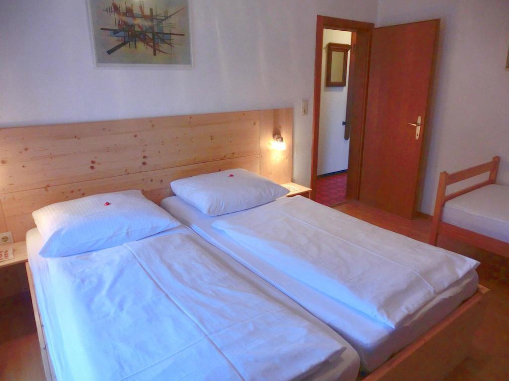Buchauer-Tirol / Landhaus Buchauer Тирзее Стая снимка